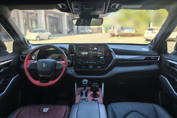 Used Toyota Crown Land Cruiser 2024 2.0T All-Wheel-Drive Prestige Version
