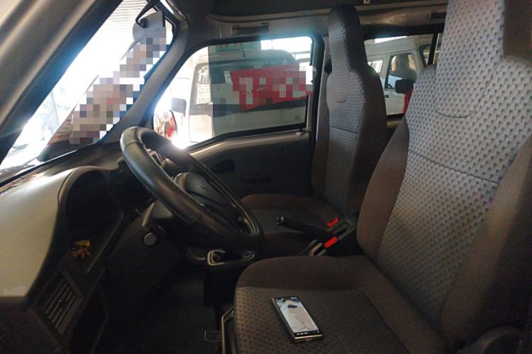 Used Wuling Zhiguang 2023 1.5L Practical Version 5/7 Seats
