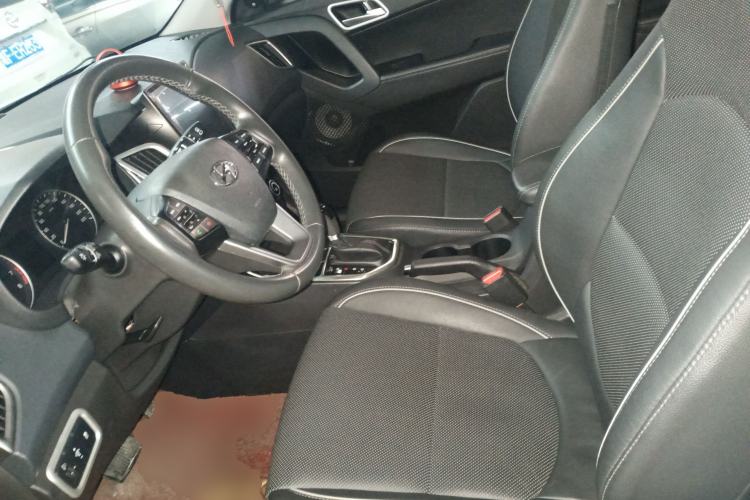 Used Hyundai ix25 2015 1.6L Automatic Two-Wheel Drive Smart GLS Trim
