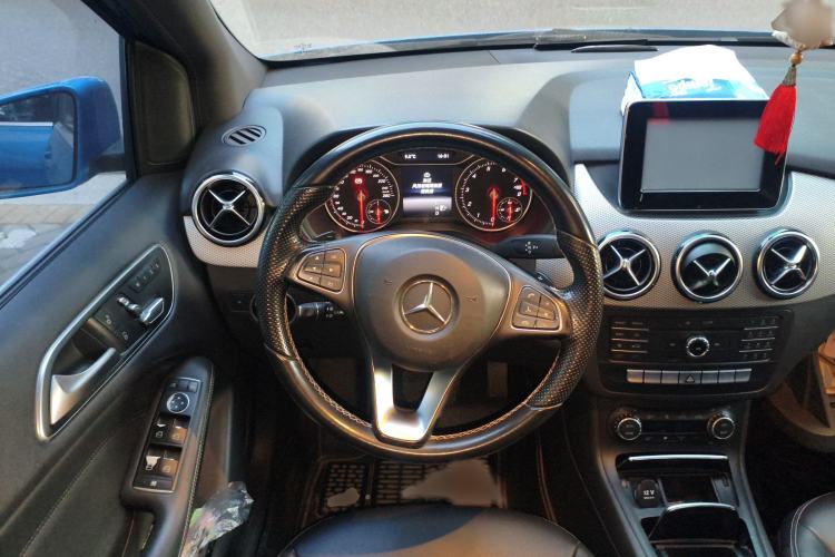 Used Mercedes-Benz B-Class 2015 B 200 Fashion Model
