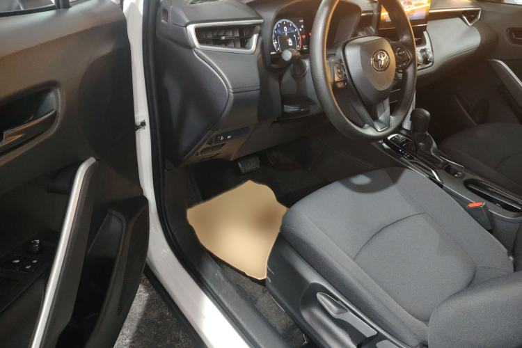 Used Toyota Corolla Cross 2024 2.0L Pioneer Edition
