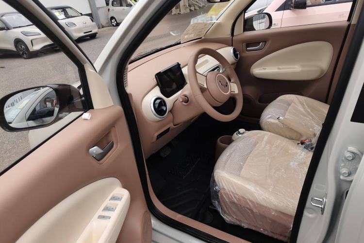 Used Wuling Hongguang MINIEV 2025 Four-Door Version Advanced Edition
