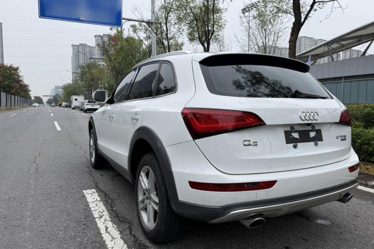 Used Audi Q5 2018 Collector's Edition 40 TFSI Technology Model