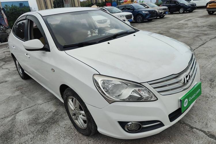 Used Hyundai Celesta 2015 1.6L Automatic Comfort Model
