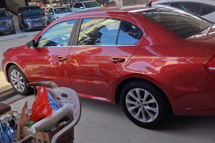 Used Volkswagen Lavida 2017 1.6L Automatic Comfort Edition
