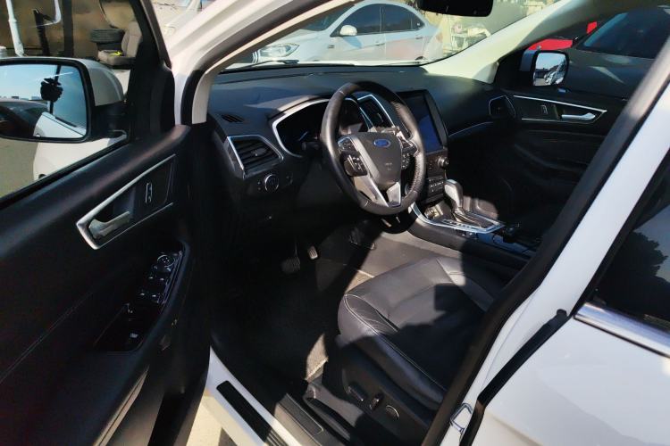 Used Ford Edge 2018 EcoBoost 245 Two-Wheel-Drive Titanium 7-Seater China V Standard
