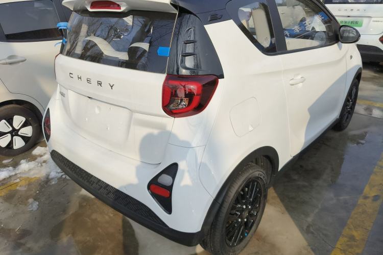 Used Chery Little Ant 2024 Refreshed Version Youth Edition 321 km Beloved Edition 29.23 kWh