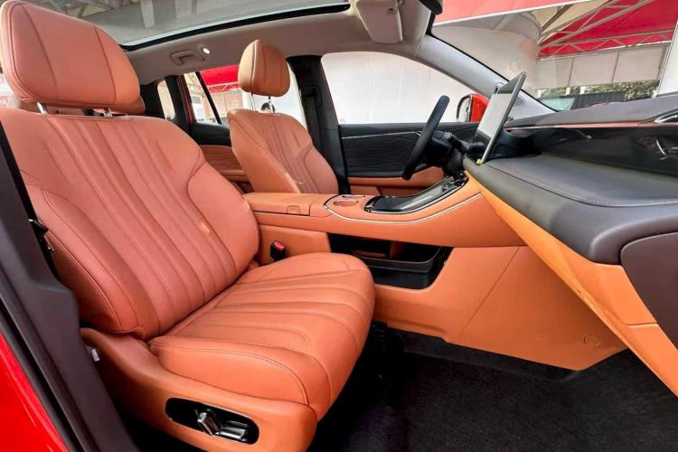 Used AION V 2024 Aion Tyrannosaurus 650 LiDAR Edition
