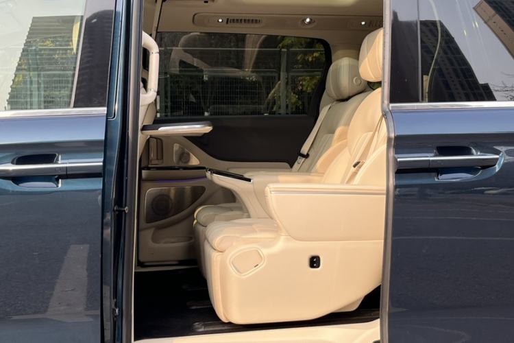 Used VOYAH Dream 2025 PHEV Four-Wheel Drive Prestige Kunpeng Edition