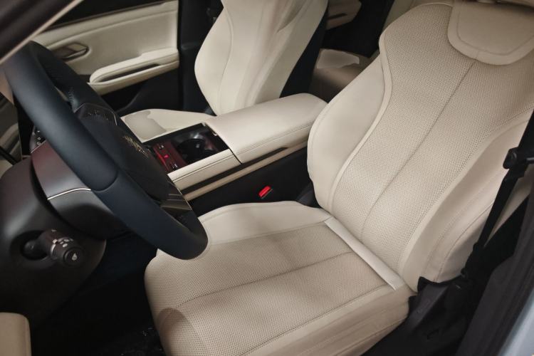 Used BYD Qin L 2024 DM-i 120KM Beyond Model