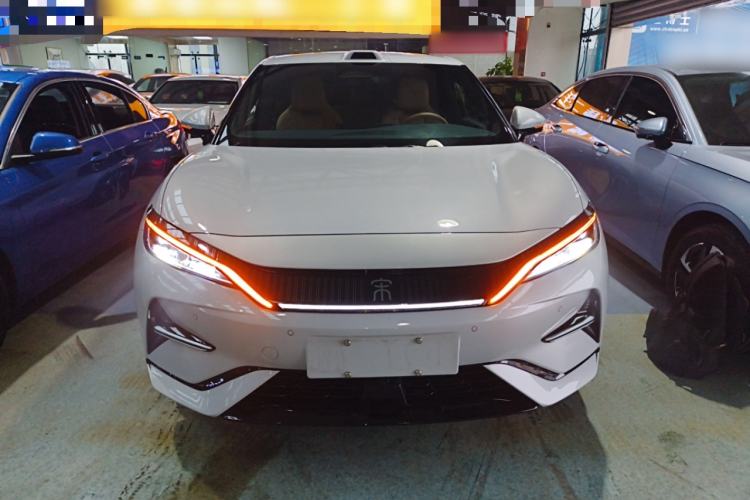 Used BYD Song L EV 2025 Intelligent Driving Version 662 km LiDAR Excellence Edition
