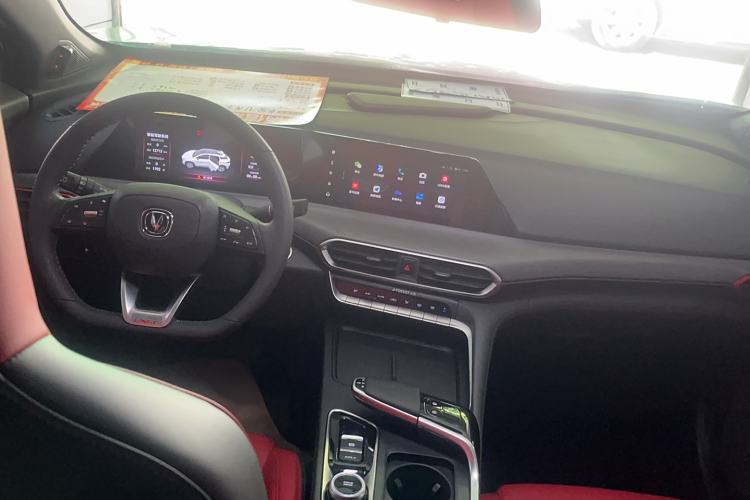 Used Changan UNI-T 2020 1.5T Prestige Version
