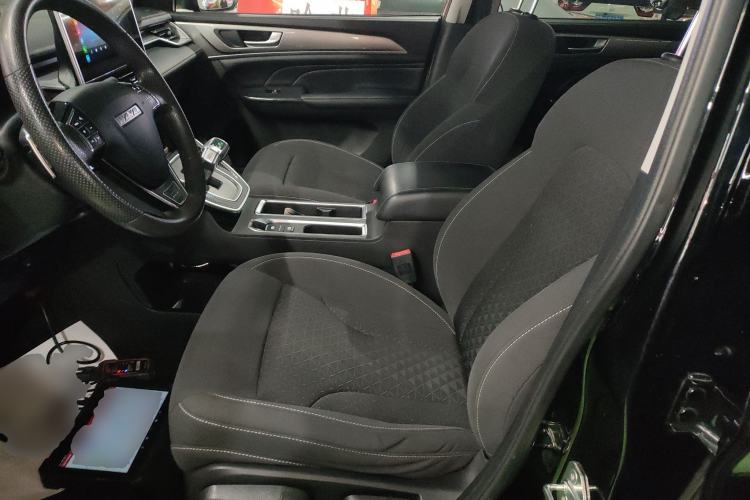 Used Haval M6 2021 PLUS 1.5T DCT Elite Smart Connectivity Model
