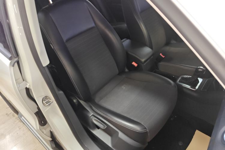 Used Volkswagen Tiguan 2017 300TSI Automatic Two-Wheel Drive Silk Road Luxury Edition
