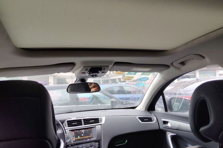 Used  6 2014 1.6T Luxury Edition THP160
