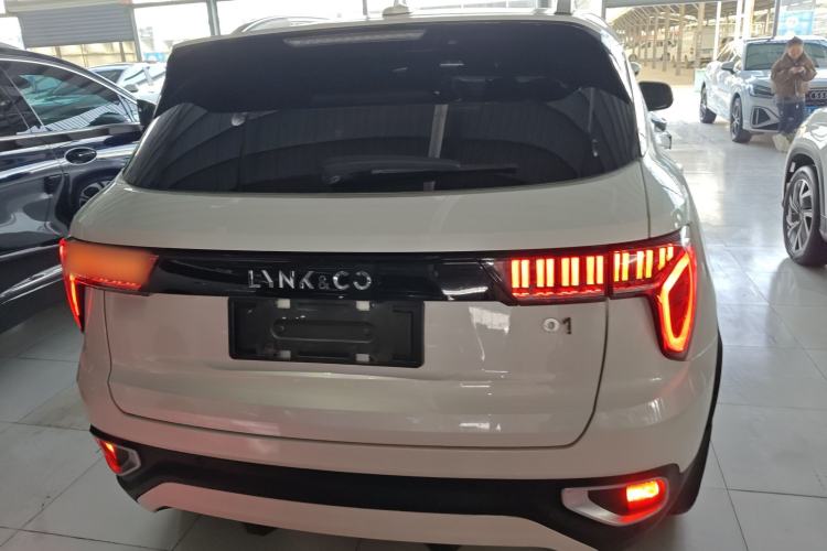 Used Lynk & Co 01 2019 2.0T Two-Wheel-Drive Pro Version China VI Standard
