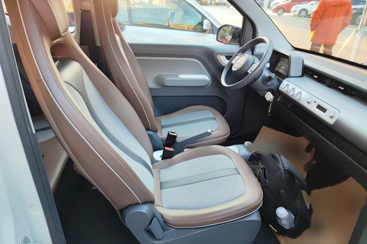 Used Wuling Hongguang MINIEV 2022 GAMEBOY 200km Gaming Edition with Lithium Iron Phosphate
