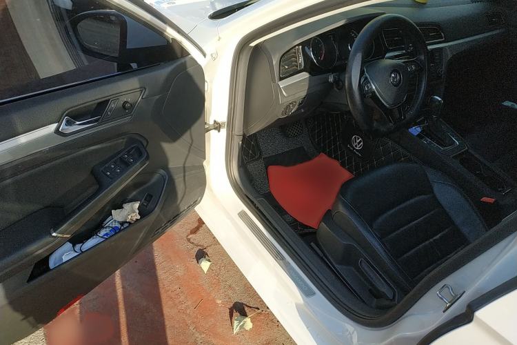 Used Volkswagen Lamando 2015 280TSI DSG Comfort Edition
