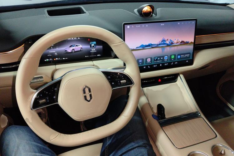 Used Hima AITO M5 2025 Extended-Range Ultra All-Wheel-Drive Version