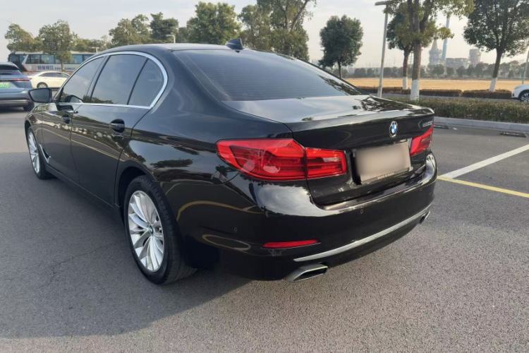 Used BMW 5 Series 2019 Facelifted 530Li Leading Edition Luxury Package
