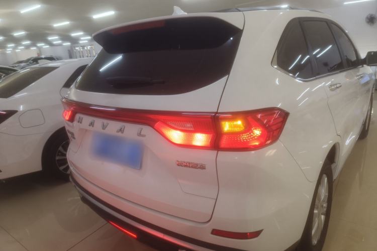 Used Haval M6 2021 PLUS 1.5T DCT Elite Smart Connectivity Model
