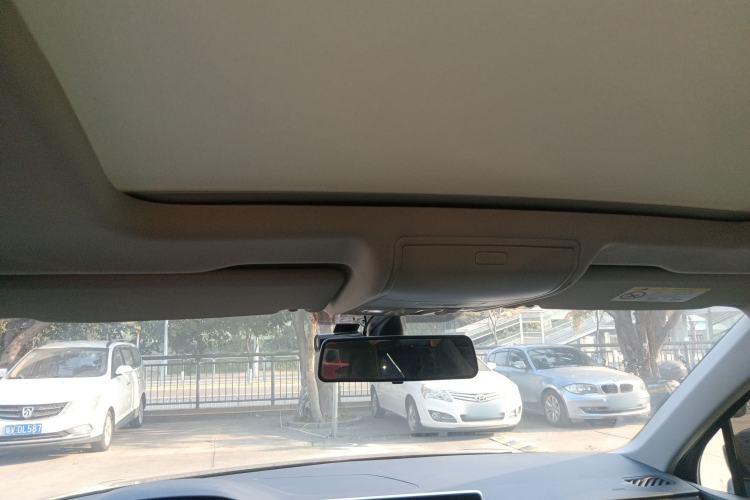 Used Volkswagen Tiguan L 2022 330TSI Automatic Two-Wheel Drive Smart Edition