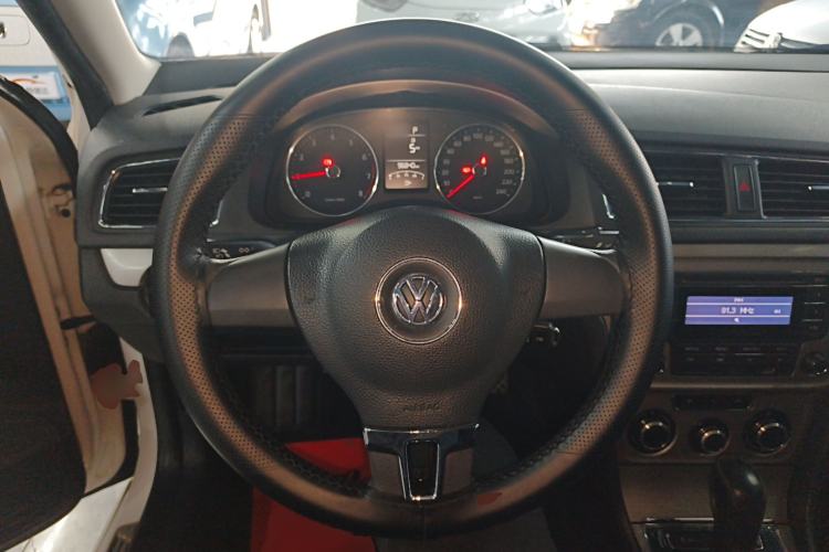 Used Volkswagen Lavida 2013 Restyled Classic 1.6L Automatic Comfort Edition