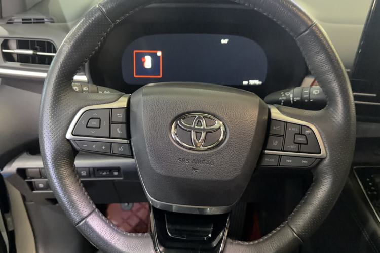 Used Toyota Granvia 2023 2.5L Hybrid Flagship VIP Edition