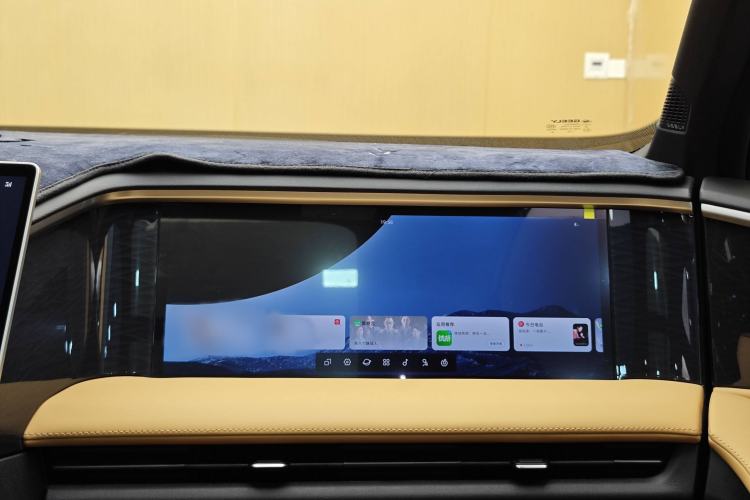 Used  L7 2024 1.5T 55km PRO Dragon Edition
