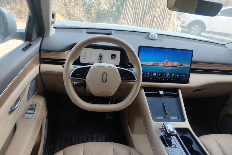 Used Hima AITO M7 2024 1.5T Intelligent Drive 4x4 Max Edition 6 Seats
