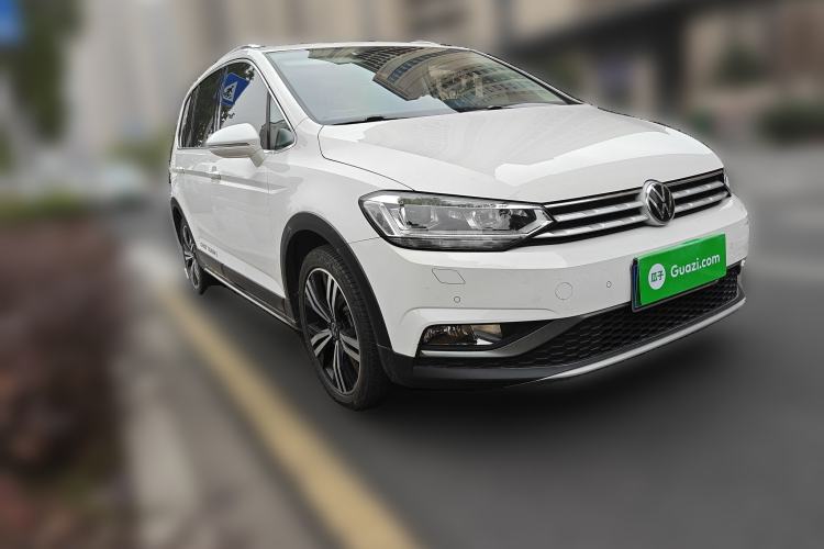 Used Volkswagen Touran 2021 Volkswagen Touran L 280TSI DSG Boundary Edition 7-Seater
