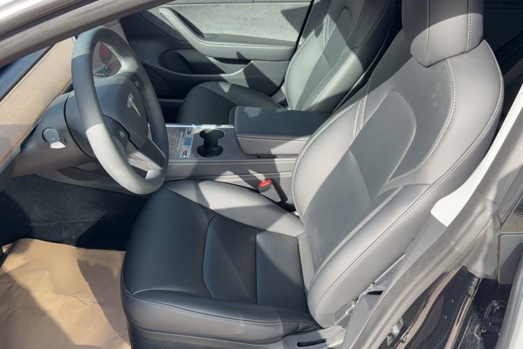 Used Tesla Model 3 2022 Rear-Wheel-Drive Version
