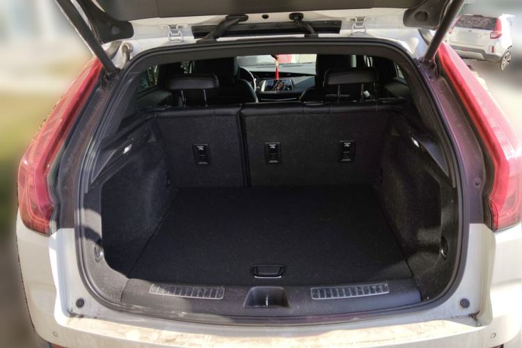 Used Cadillac XT4 2021 28T Two-Wheel Drive Leading Version
