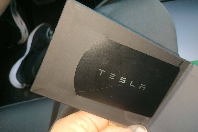 Used Tesla Model Y 2025 Rear-Wheel-Drive Version
