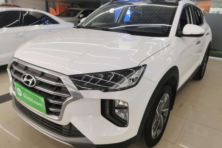 Used Hyundai Tucson 2019 280TGDi Dual-Clutch Two-Wheel Drive Fashion Edition China VI Standard
