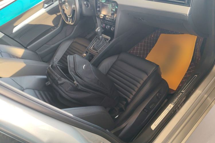 Used Volkswagen Magotan 2019 330TSI DSG Leading Model China VI Standard
