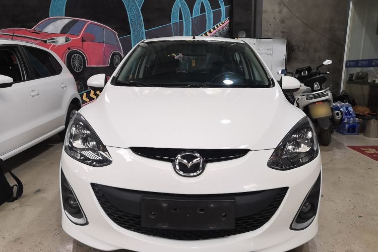 Used Mazda Mazda 2 2012 Hatchback Xuan Dong 1.5L Automatic Value Edition
