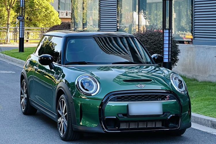 Used  MINI 2022 Updated 2.0T COOPER S Classic Edition
