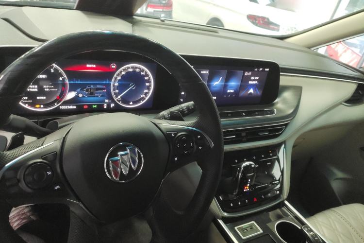 Used Buick GL8 2021 ES Landtrek 653T Comfort Edition
