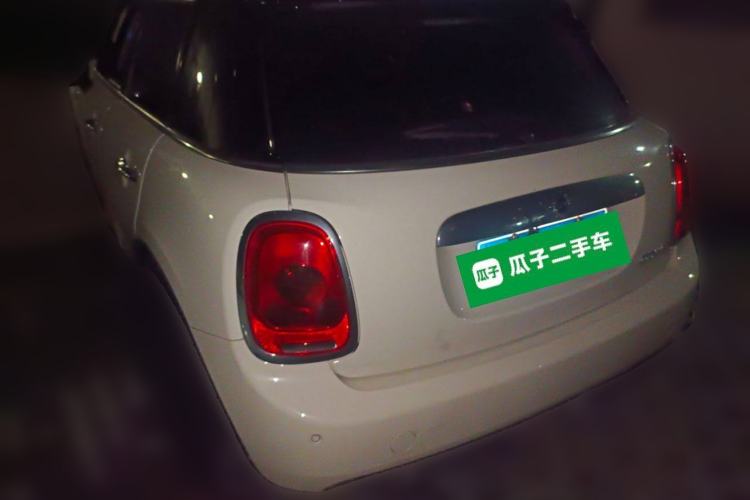 Used  MINI 2016 1.5T COOPER Five-Door Edition
