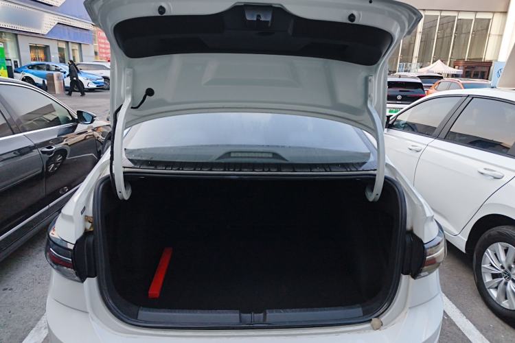 Used Volkswagen Lavida 2023 New Rui 1.5L Automatic New Yi Edition