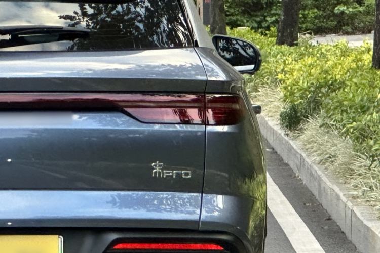 Used BYD Song Pro New Energy 2024 HONOR Edition DM-i 110KM Beyond Model
