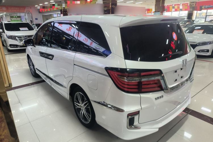 Used Honda Elysion 2019 2.0L Hybrid Luxury Edition
