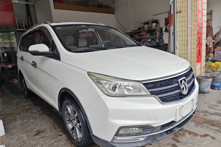 Used Baojun 730 2017 1.5T DCT Fashion Edition 7-Seater China V Emission Standard