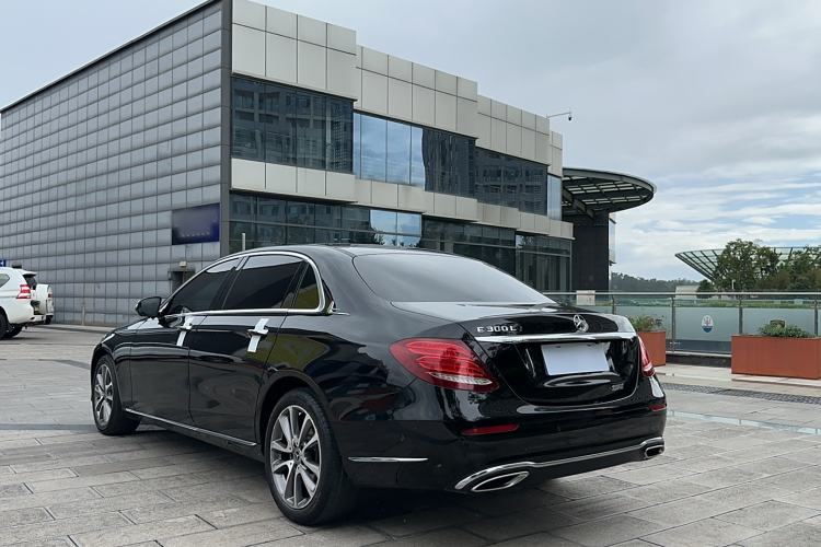 Used Mercedes-Benz E-Class 2018 E 300 L Stylish Model
