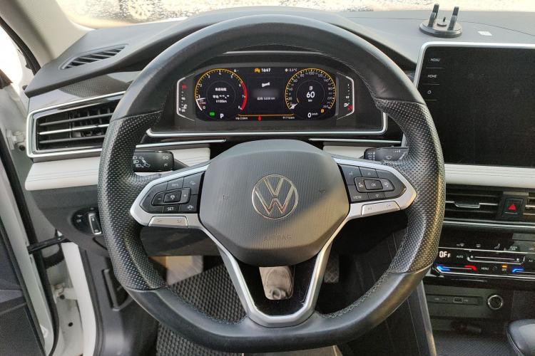 Used Volkswagen Tiguan L 2024 300TSI Automatic Two-Wheel Drive Smart Edition
