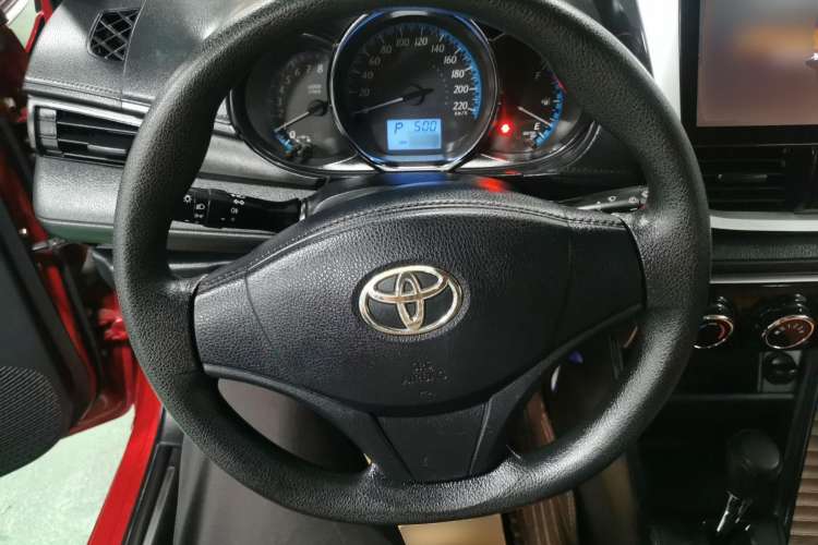 Used Toyota YARiS L 2016 Revised 1.5E CVT Charming Edition
