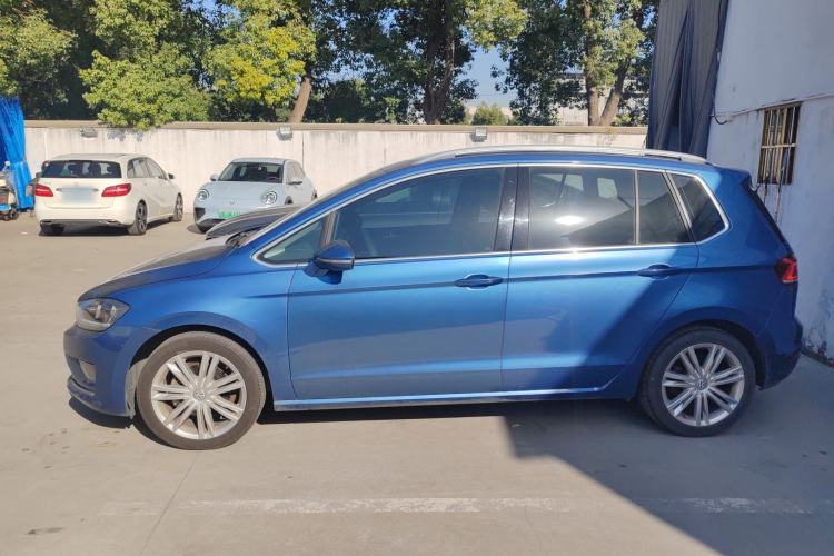 Used Volkswagen Golf Sportsvan 2016 230TSI Automatic Luxury Version
