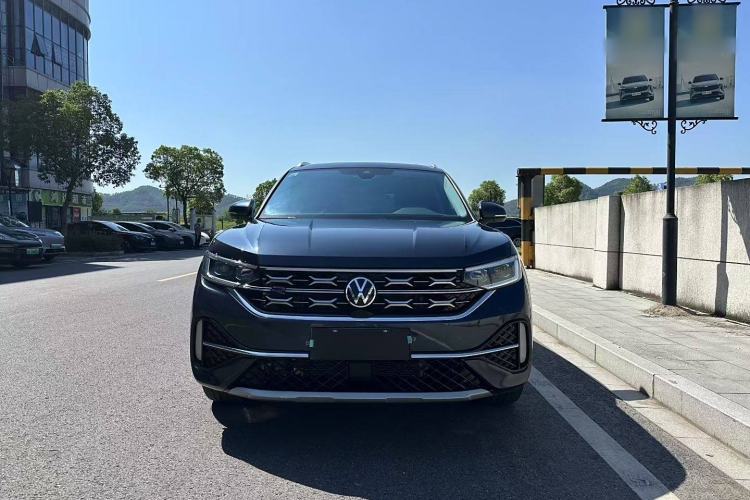 Used Volkswagen Tayron X 2023 330TSI Two-Wheel-Drive Prestige High-Energy Version
