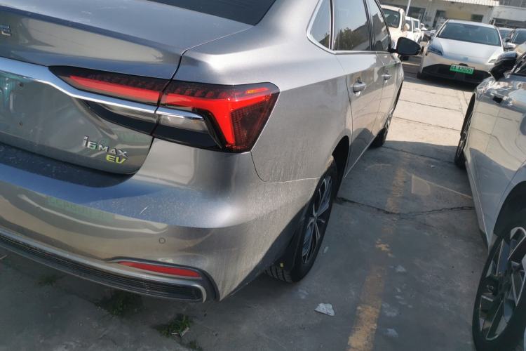 Used Roewe i6 MAX New Energy 2022 EV 500 Grand Touring Edition with Sunroof
